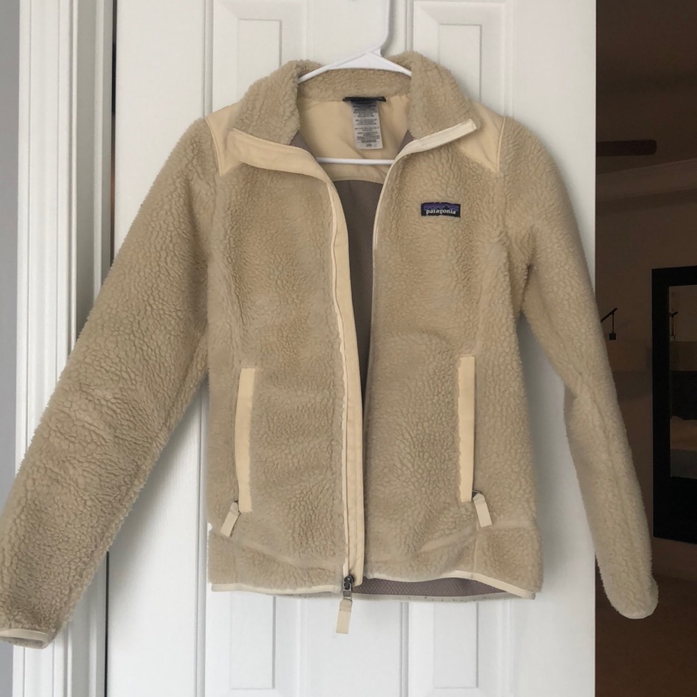 Patagonia taupe Sherpa jacket - XS